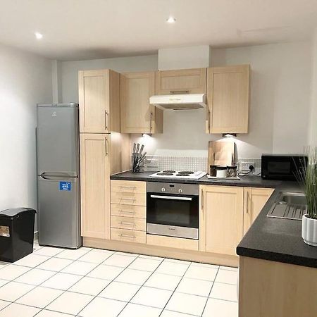 2 Bedroom City Center Apartment Manchester Buitenkant foto